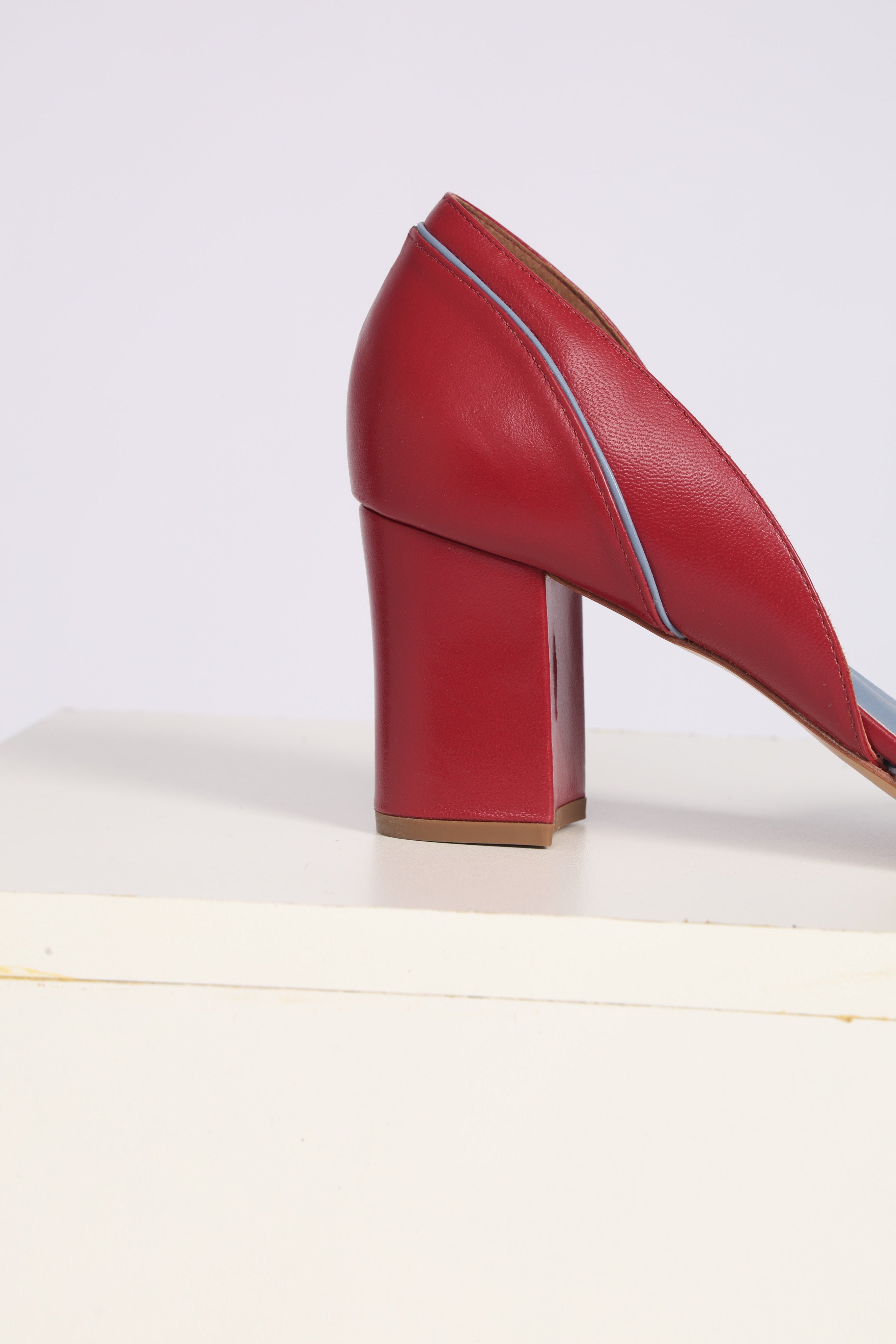 Sapato Lírio Vermelho