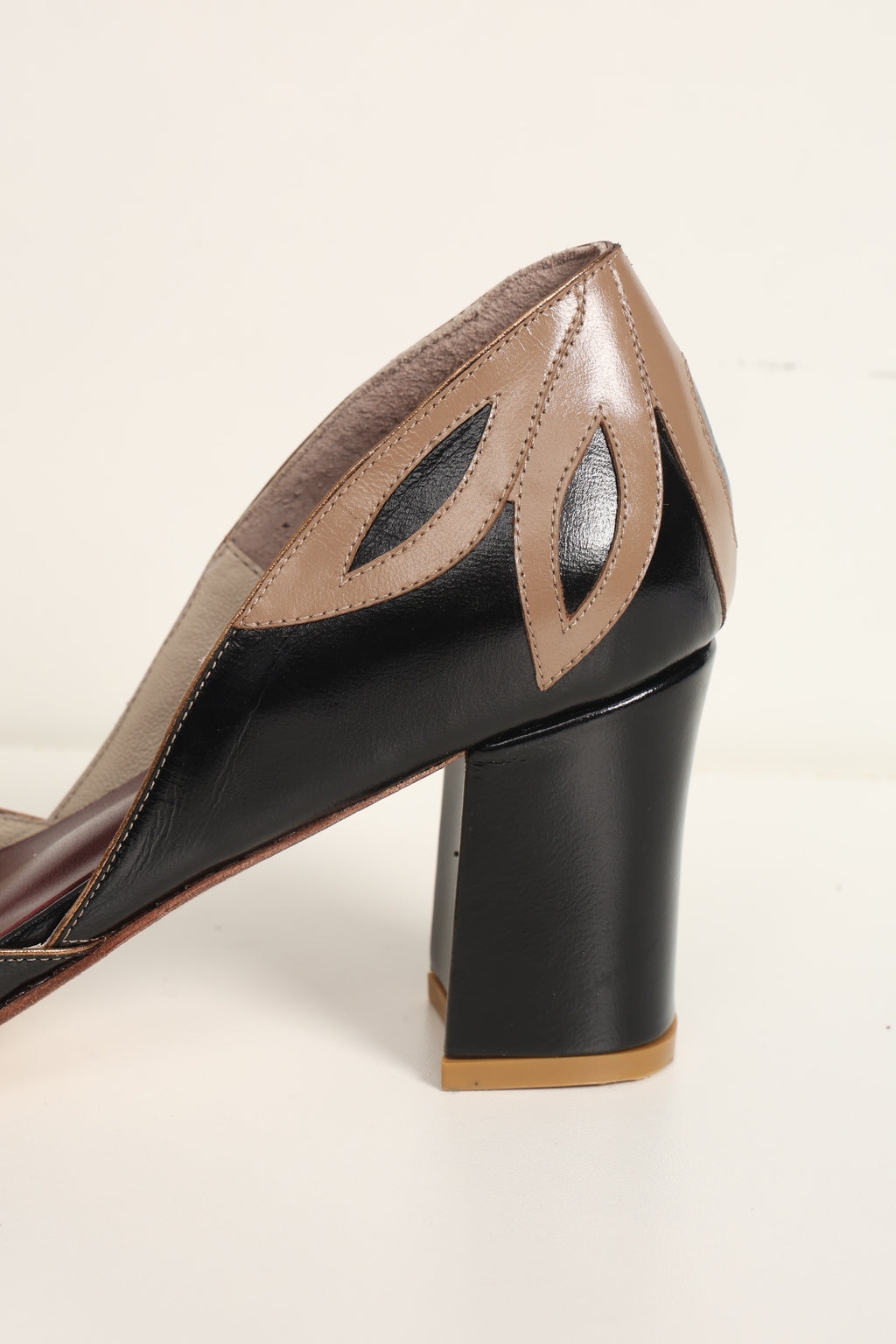 Sapato Boneca Juliana Preto c/ Fendi