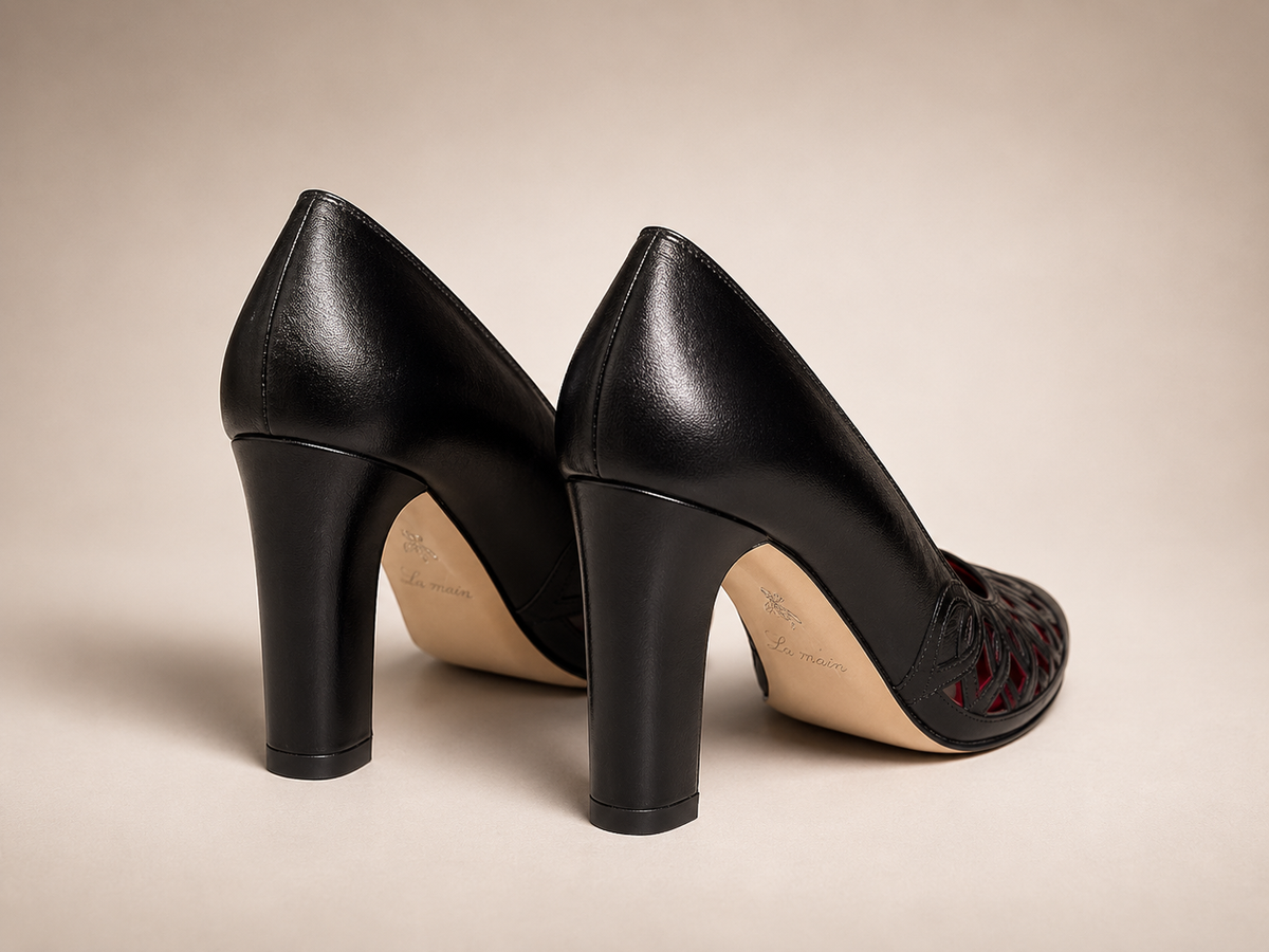 Scarpin Bella em Couro Legítimo Preto