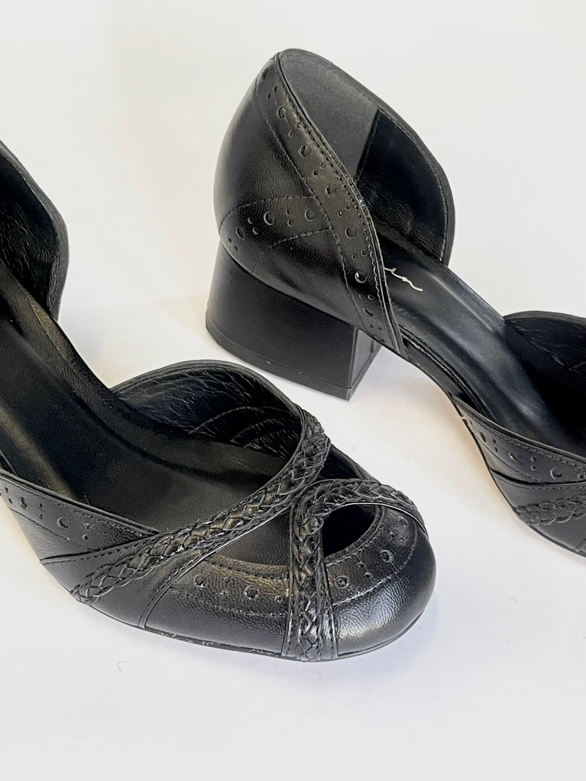 Valentina Black Shoe