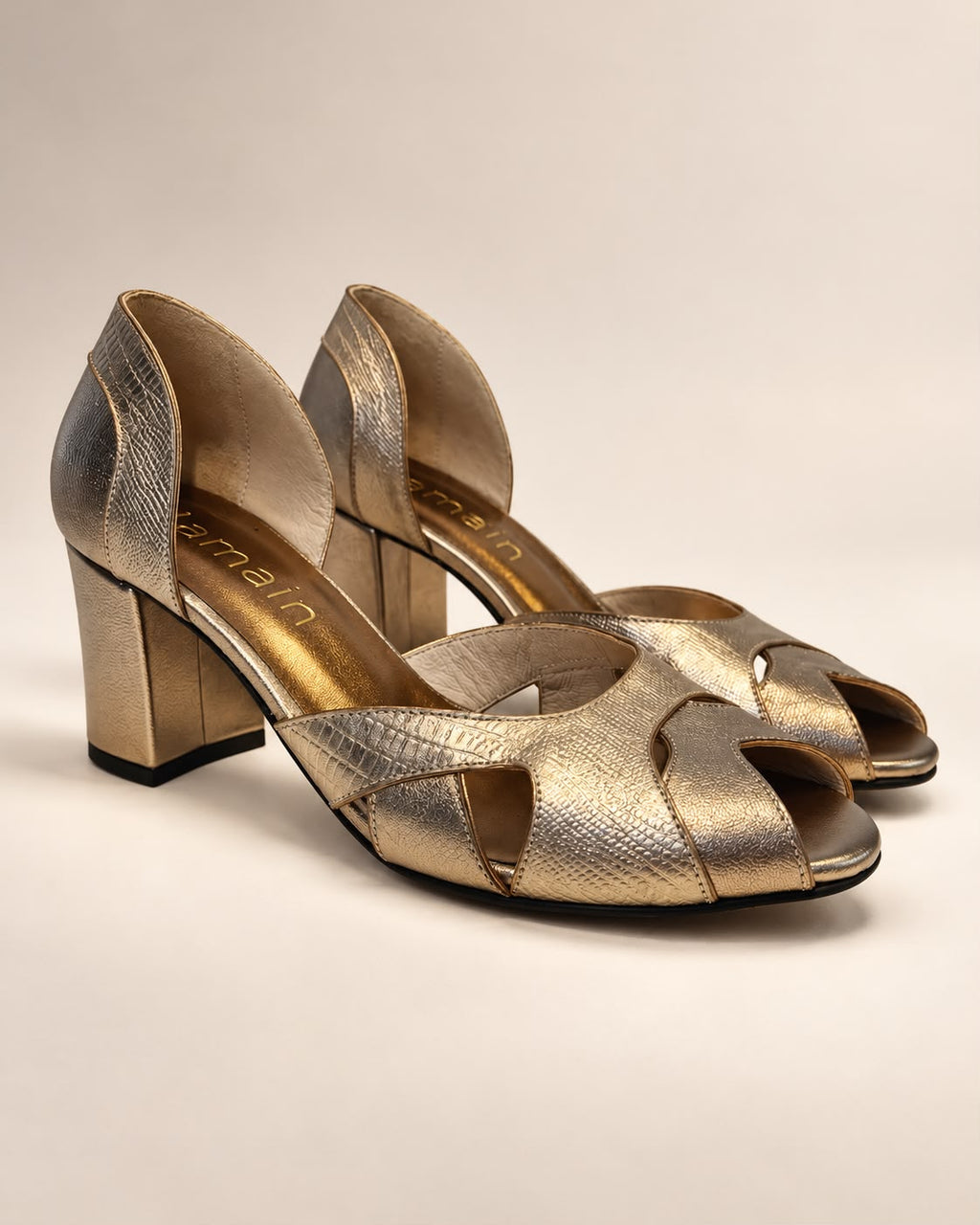 Peep Toe Simone em Couro Legítimo Prata Velho - Detalhes em Piton