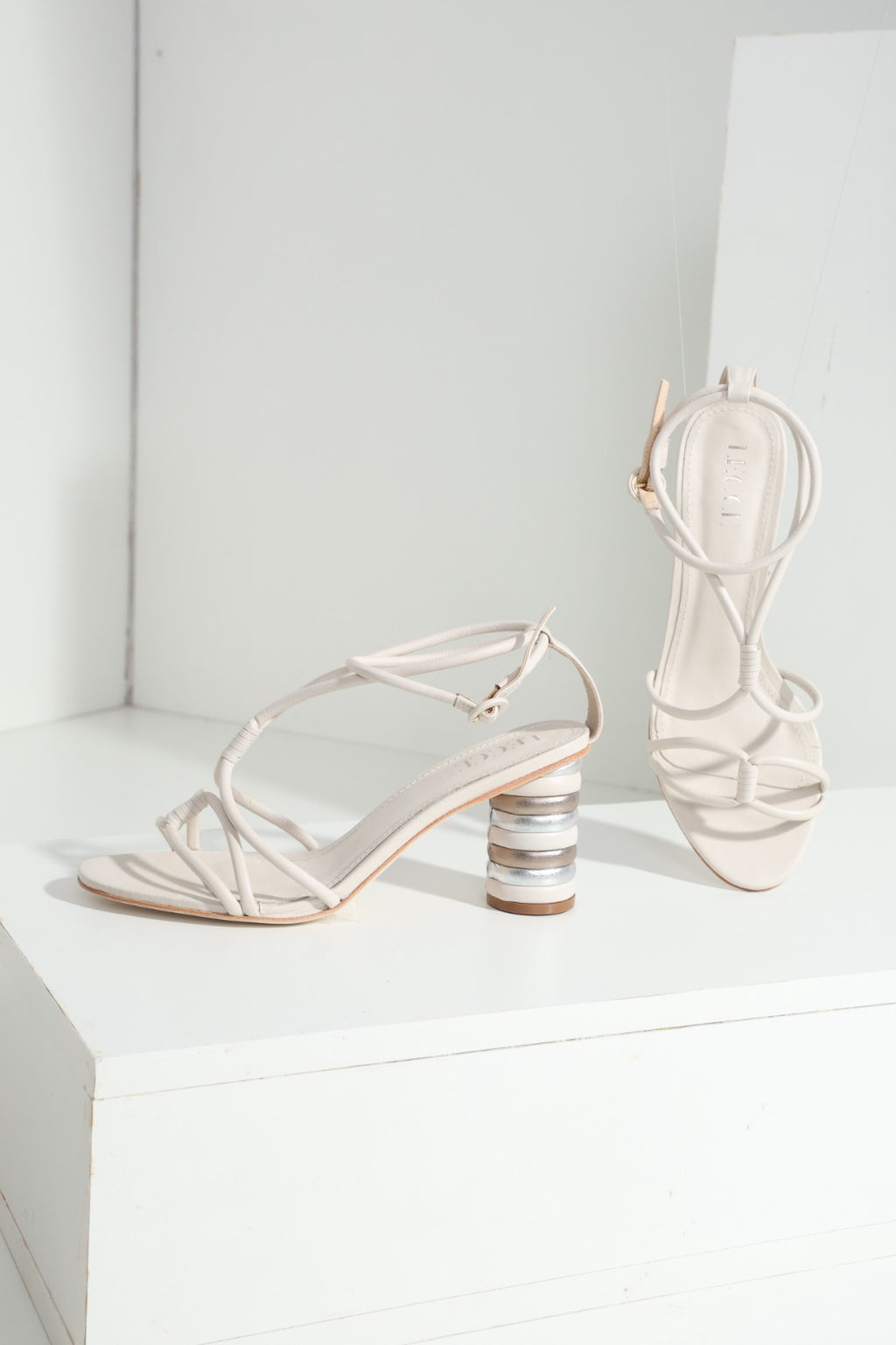 Sandália Pamela Off White