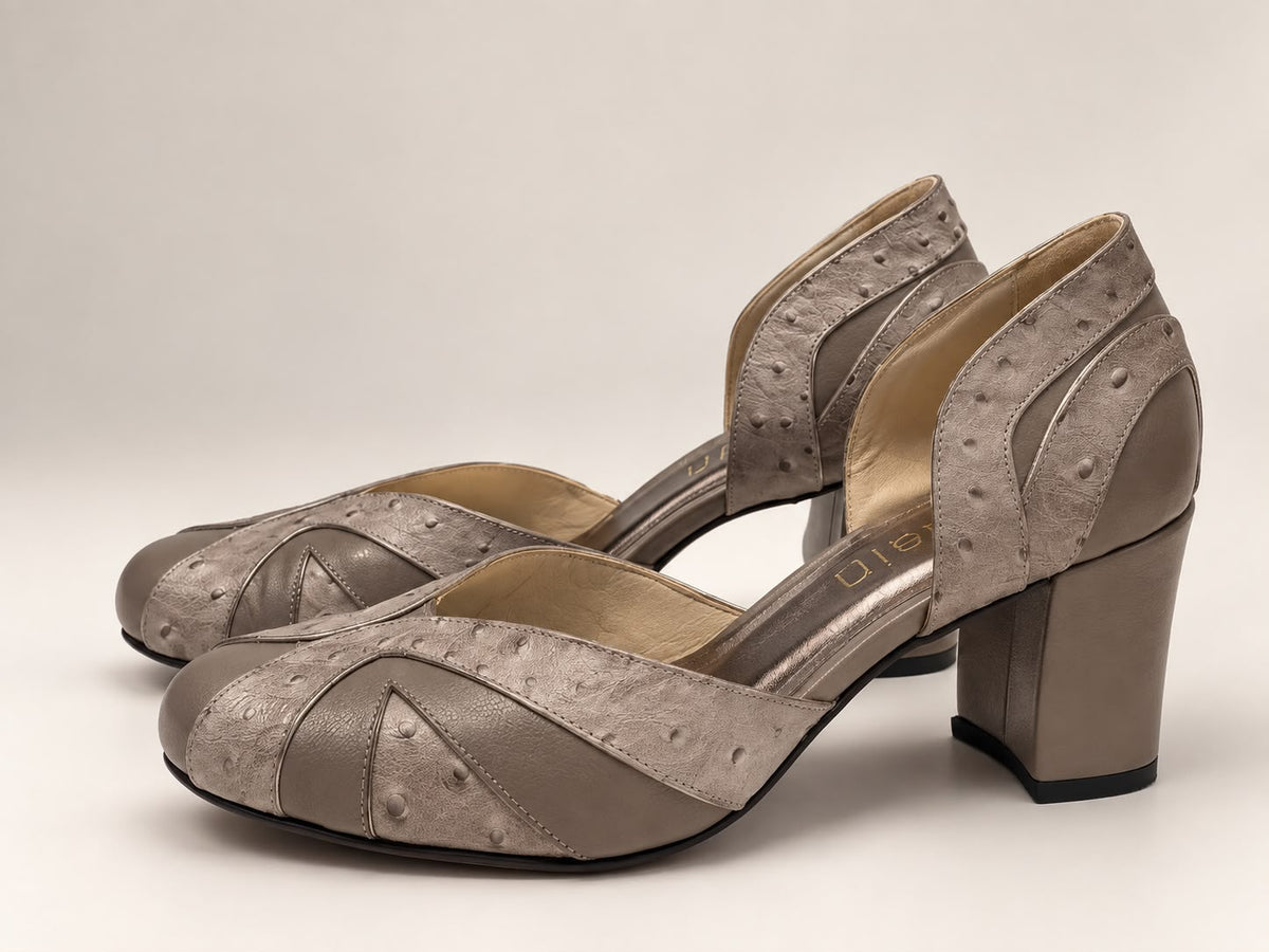Scarpin Gaia — Couro Fendi com Detalhes em Couro de Avestruz
