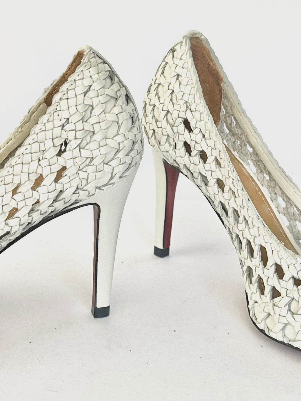 Scarpin Macramê Branco