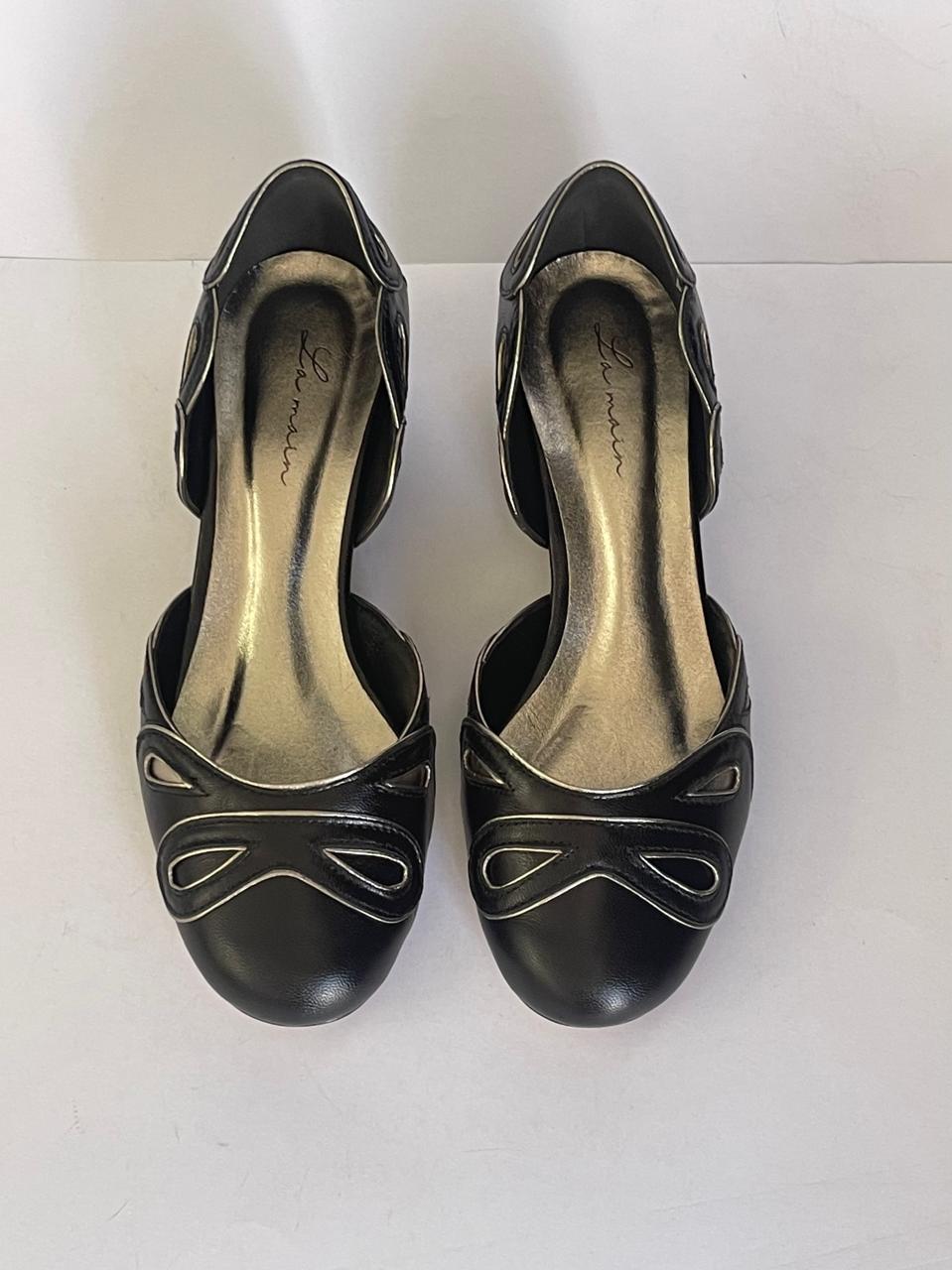 Daisy Low-Heel Shoes Black