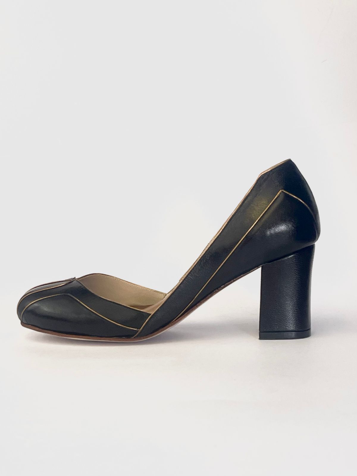 Sapato Sonia - Pelica Preta salto bloco médio
