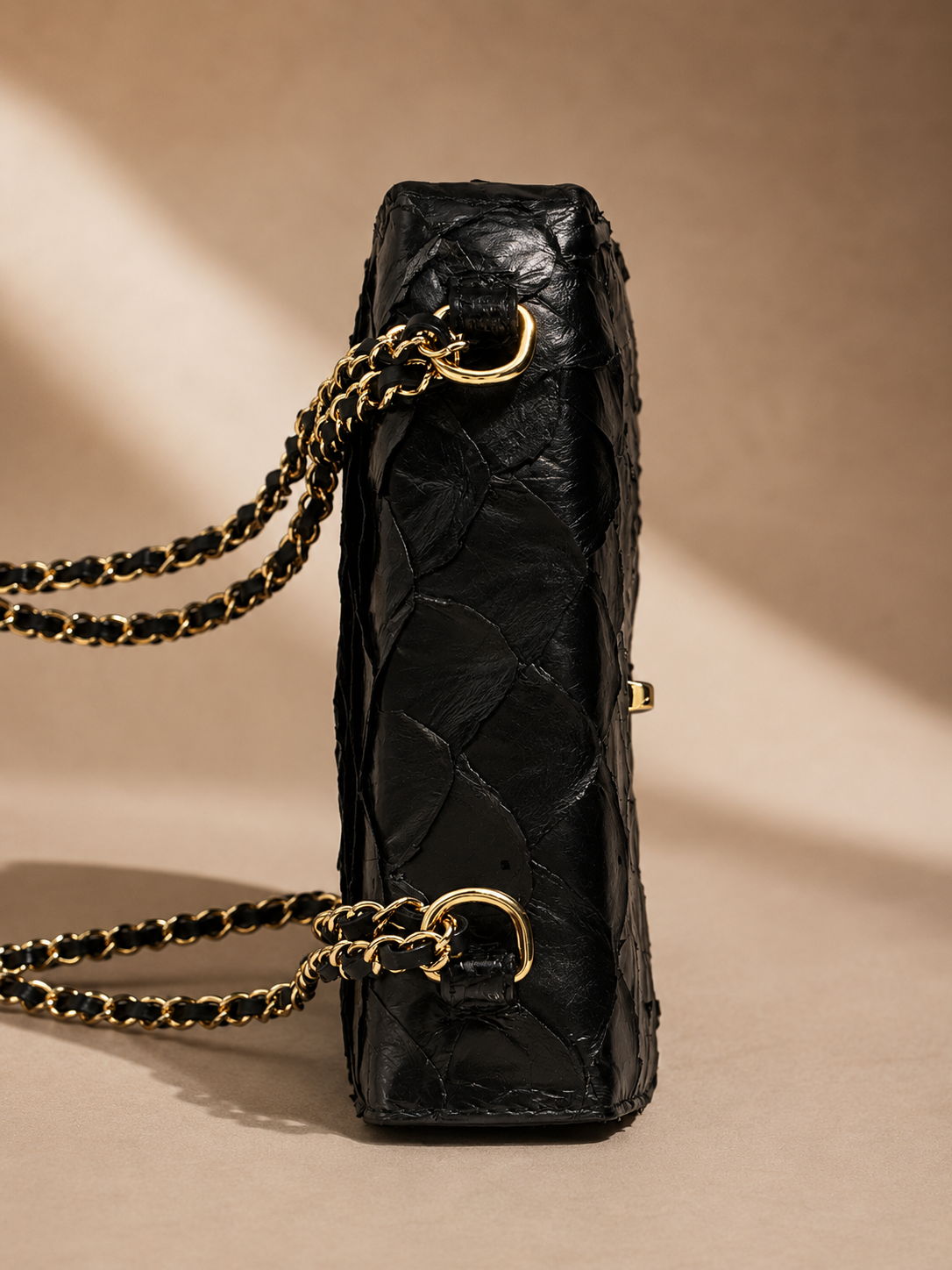 Francis Pirarucu Black Bag