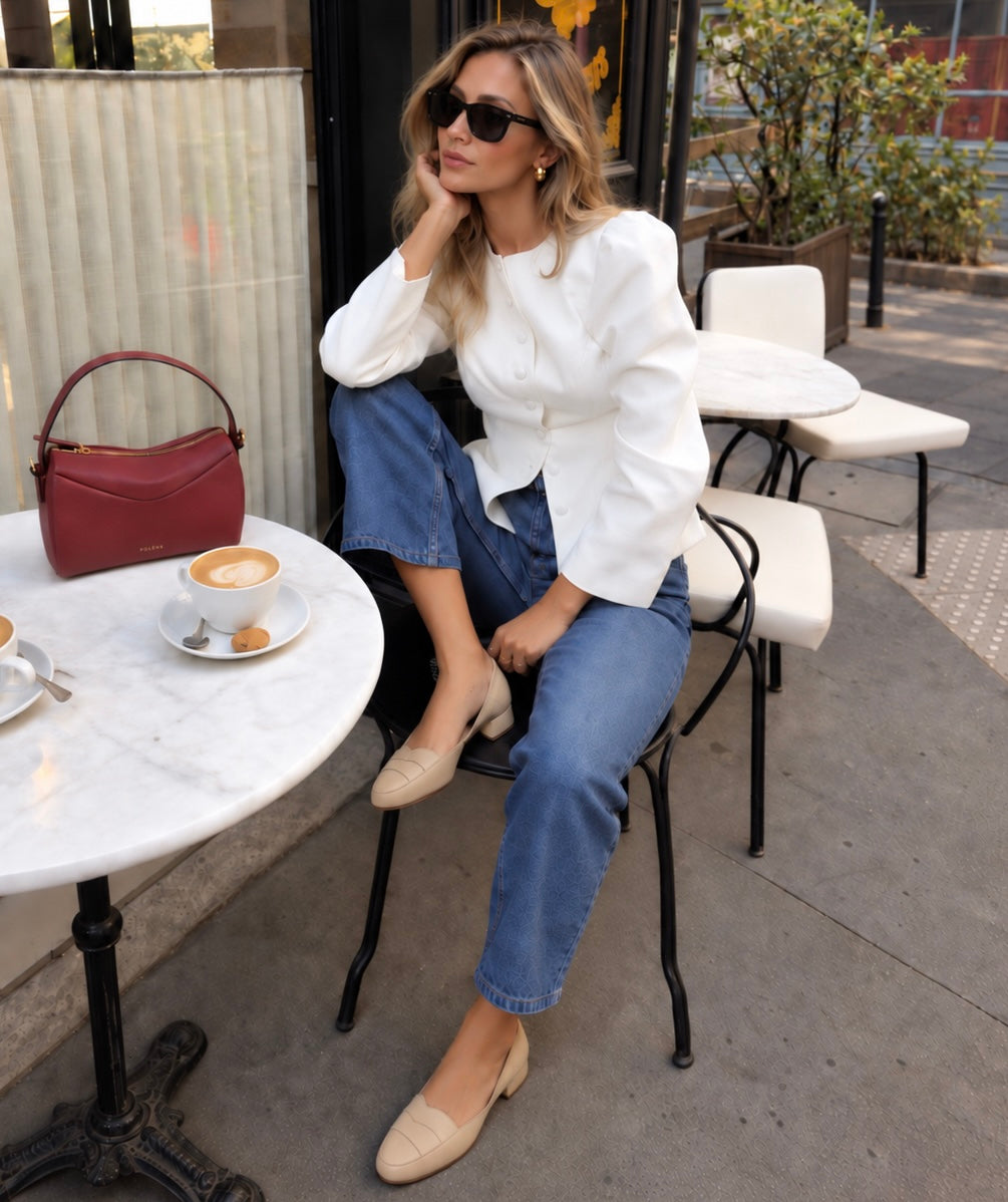Mocassim Hilda em Nude Pessego - Detalhes em Ouro Velho Salto Baixo