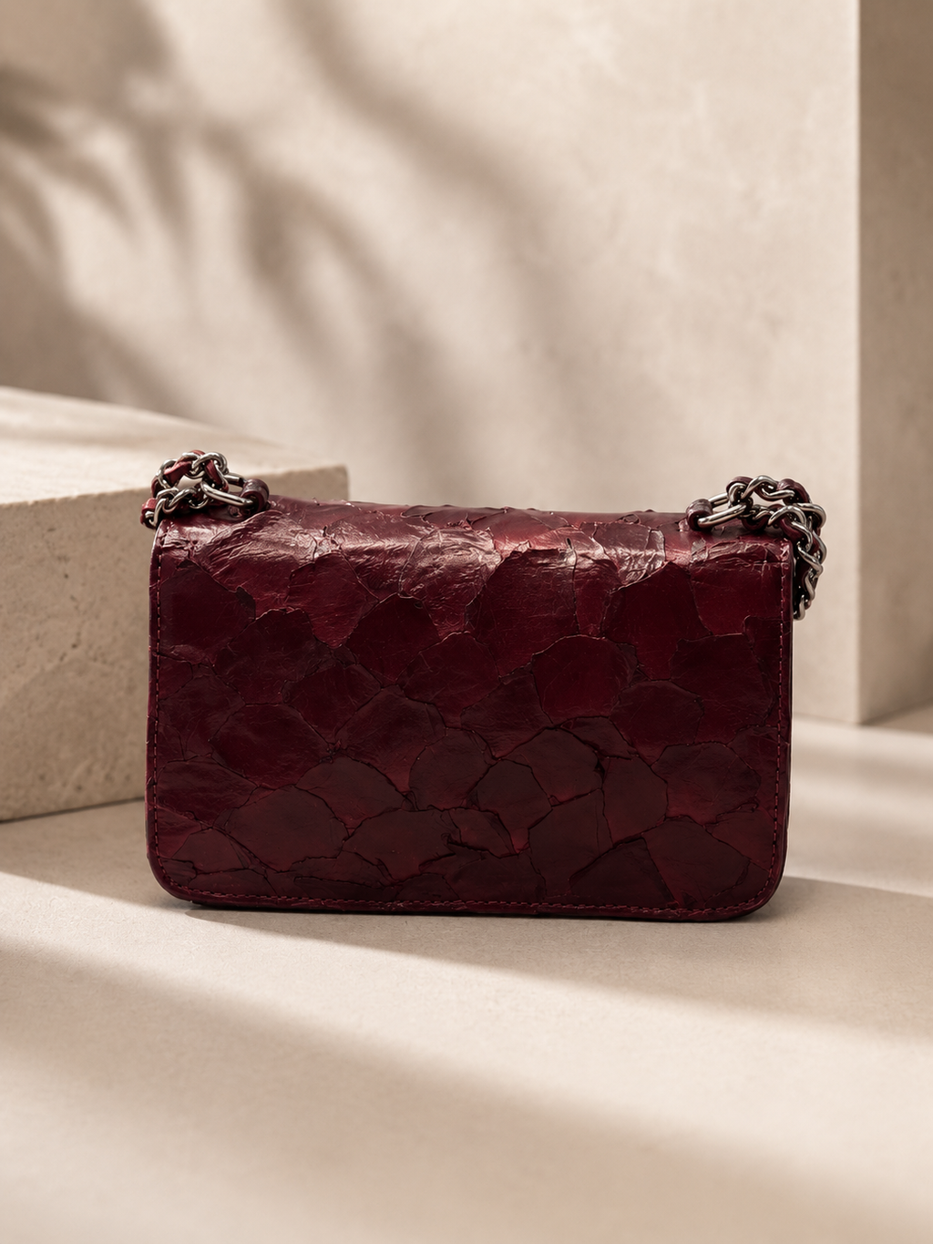 Francis Pirarucu Wine Handbag
