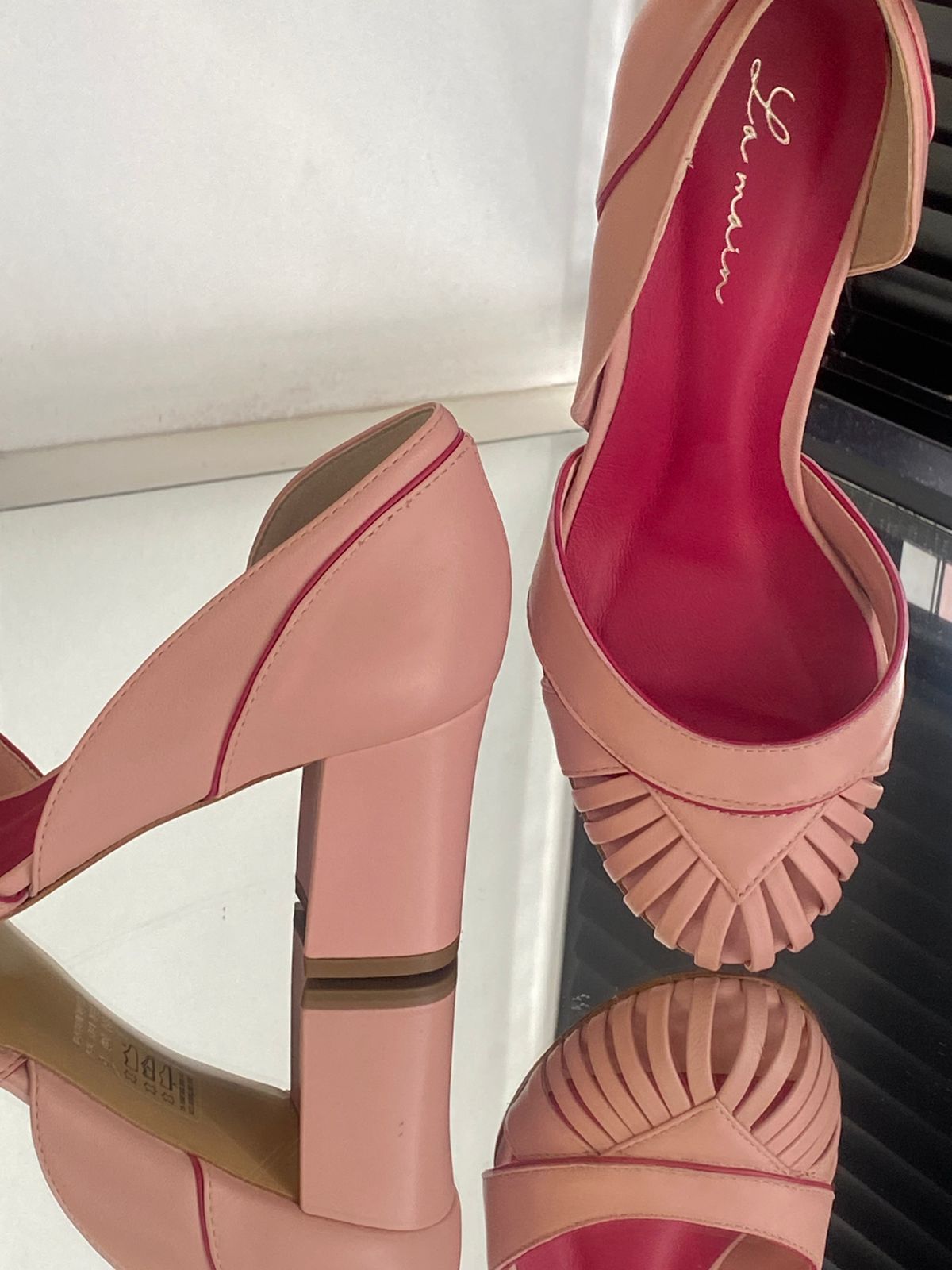 Lily Pink Shoe