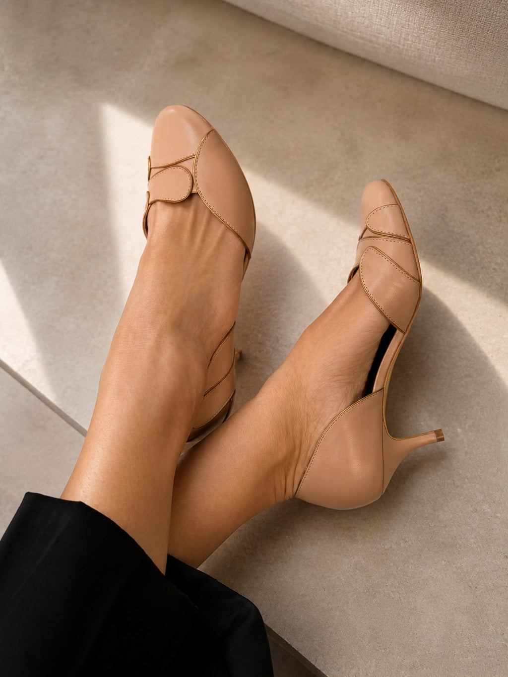 Sapato Bianca em Couro Legítimo Nude - Salto Fino