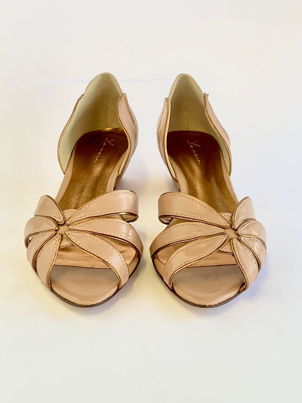 Peep Toe Deise em Couro Legítimo Nude - Salto Baixo