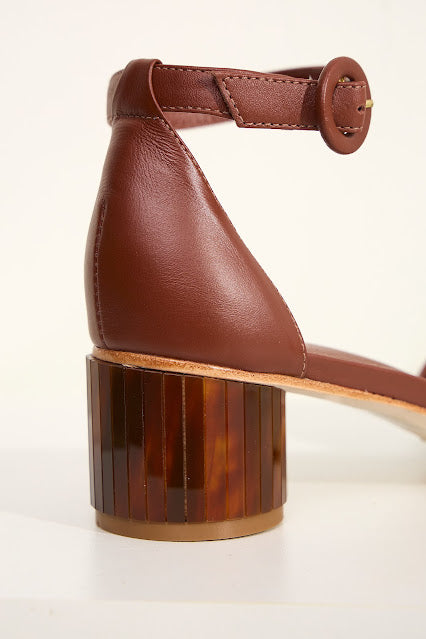 Sandália Eva Preto Salto Acrílico