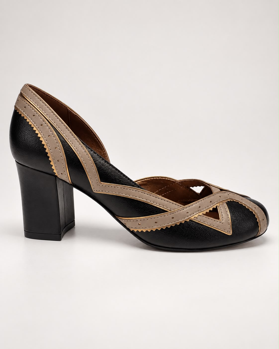 Sapato Giorgia em Couro Legítimo Preto - Detalhes em Fendi e Ouro Velho