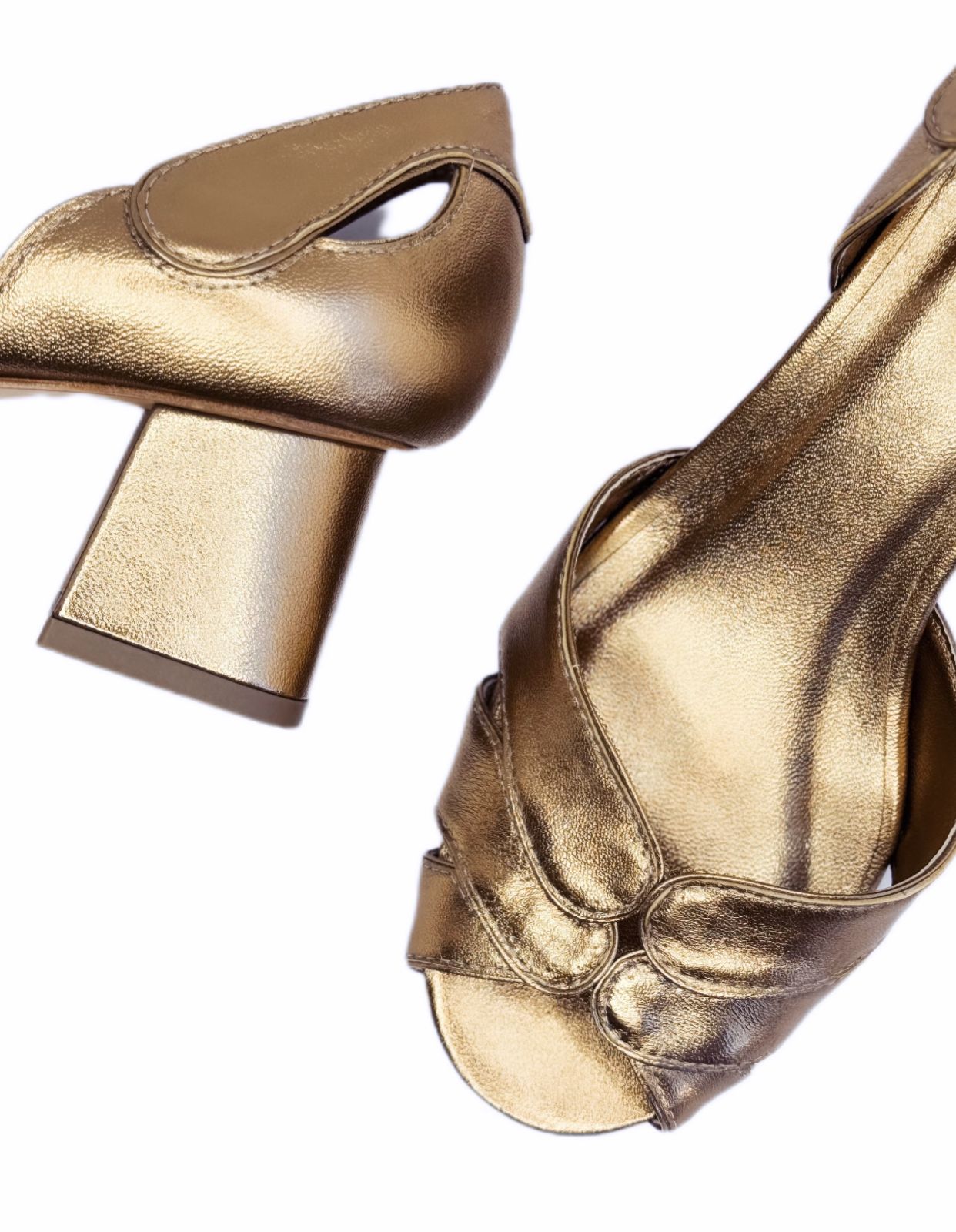 Peep Toe Andrea Ouro Velho