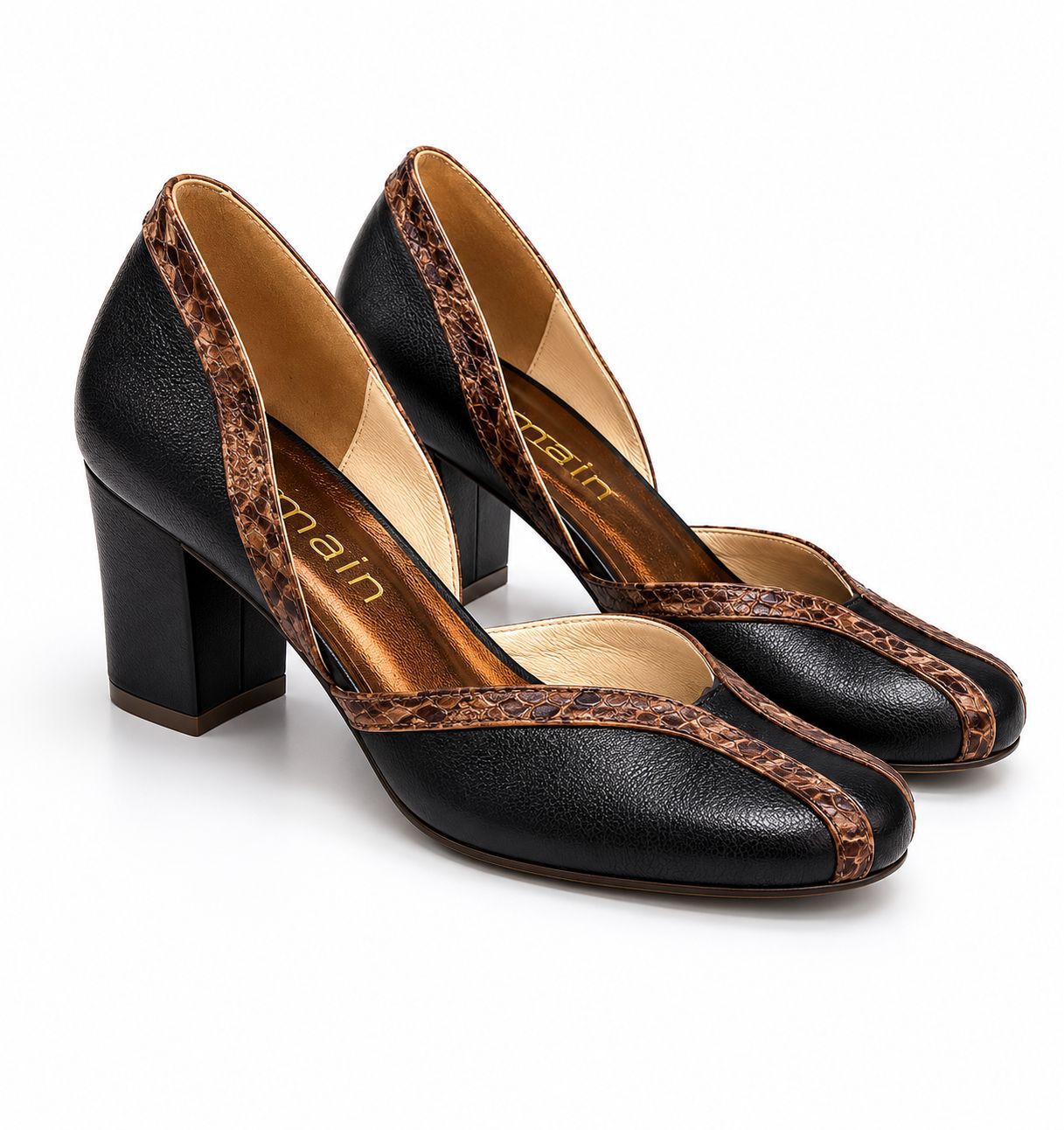 Sapato Maya em Couro Preto - Salto Bloco Detalhes Piton Chocolate