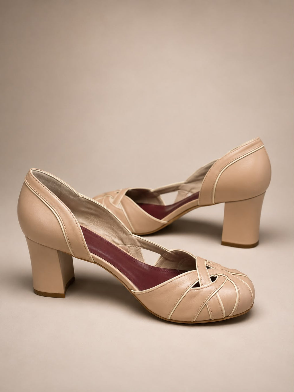 Sapato Pietra em Couro Legítimo Nude - Detalhes em Off White